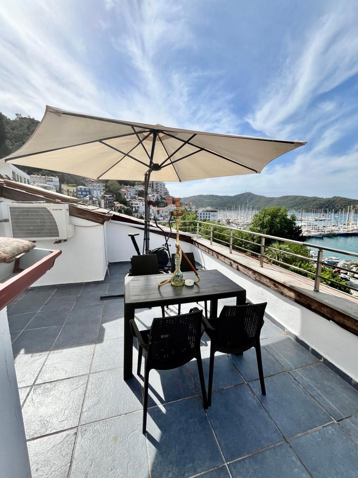 Terrace 1 Apartment Фетие Екстериор снимка